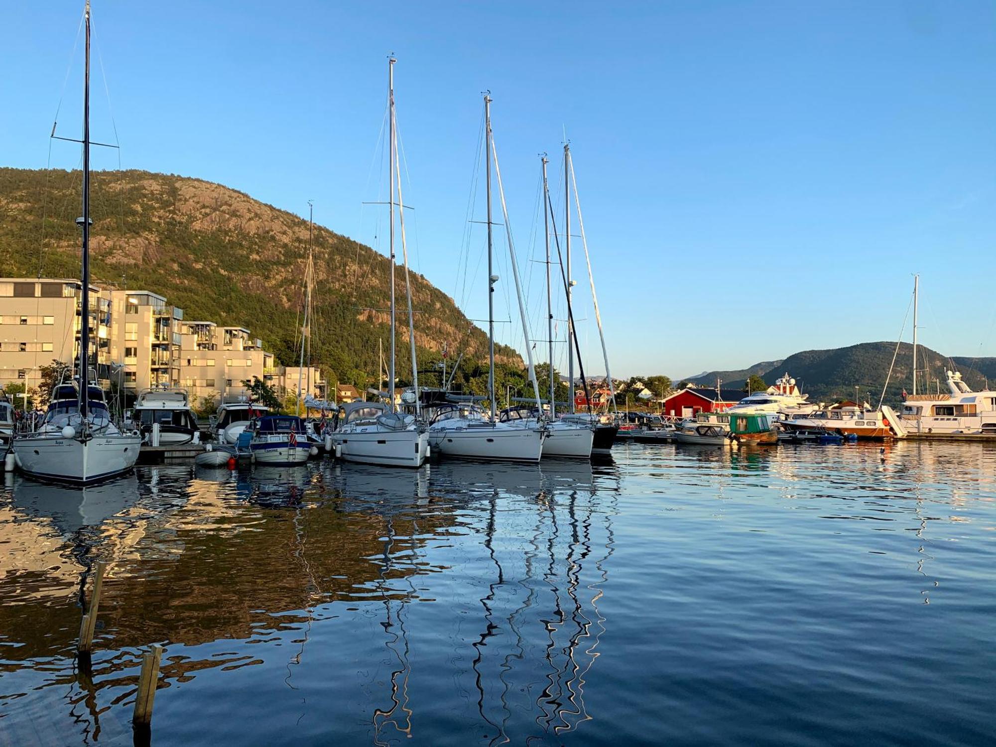 Small Apartment In The Harbour Of Jørpeland Exterior foto
